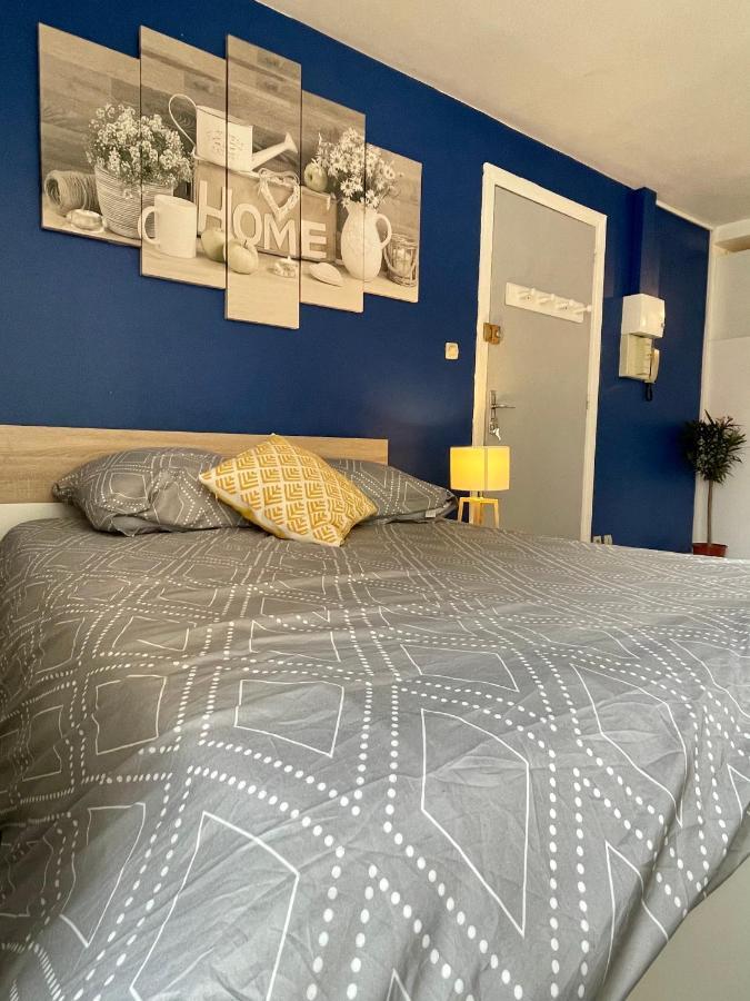 Appartement Entier Moissac Centre 30 M2 Calme Avec Cour Interieure Pour Velos A 50M Du Marche De Moissac Exterior foto